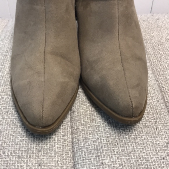 Lexi & Abbie - booties - o - Picture 3 of 8